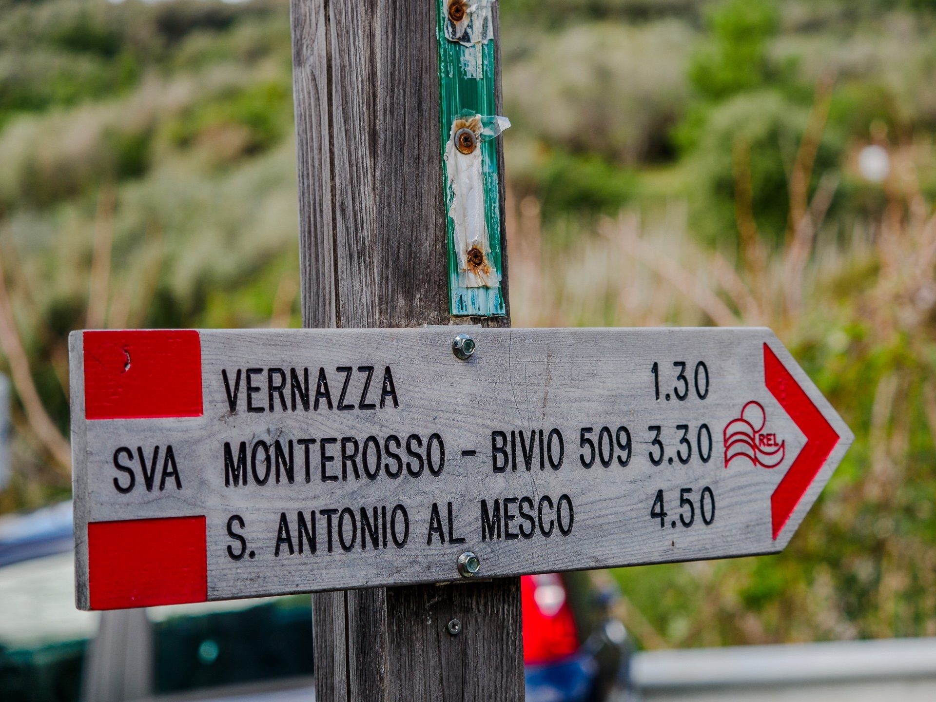 Cartel de la ruta de Cinque Terre de Corniglia a Vernazza y Monterosso